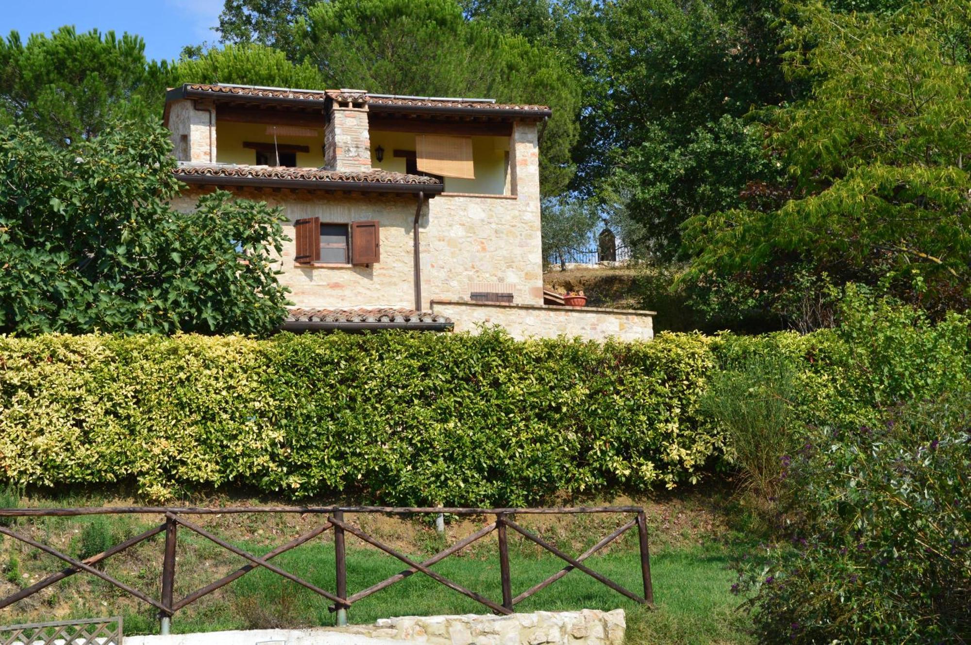 Апартаменты Agriturismo Bio Tra Cielo E Terra Grutti Экстерьер фото